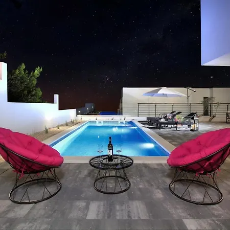 Ctma231/ Modern Decorated With Private Pool Villa Makarska